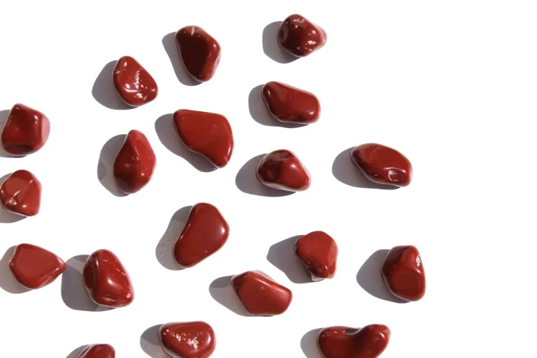 jaspe vermelho rolado pequeno