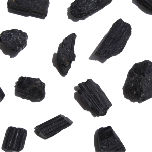 turmalina negra em bruto