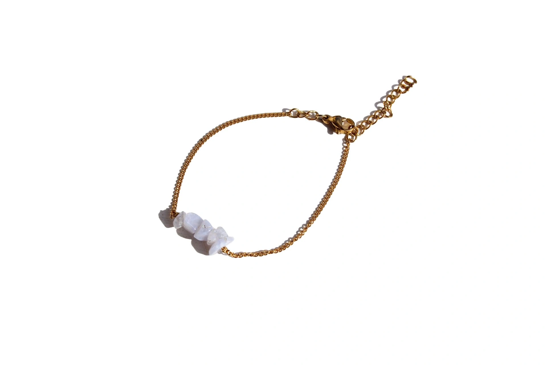 pulseira theia dourada agata azul rendilhada1