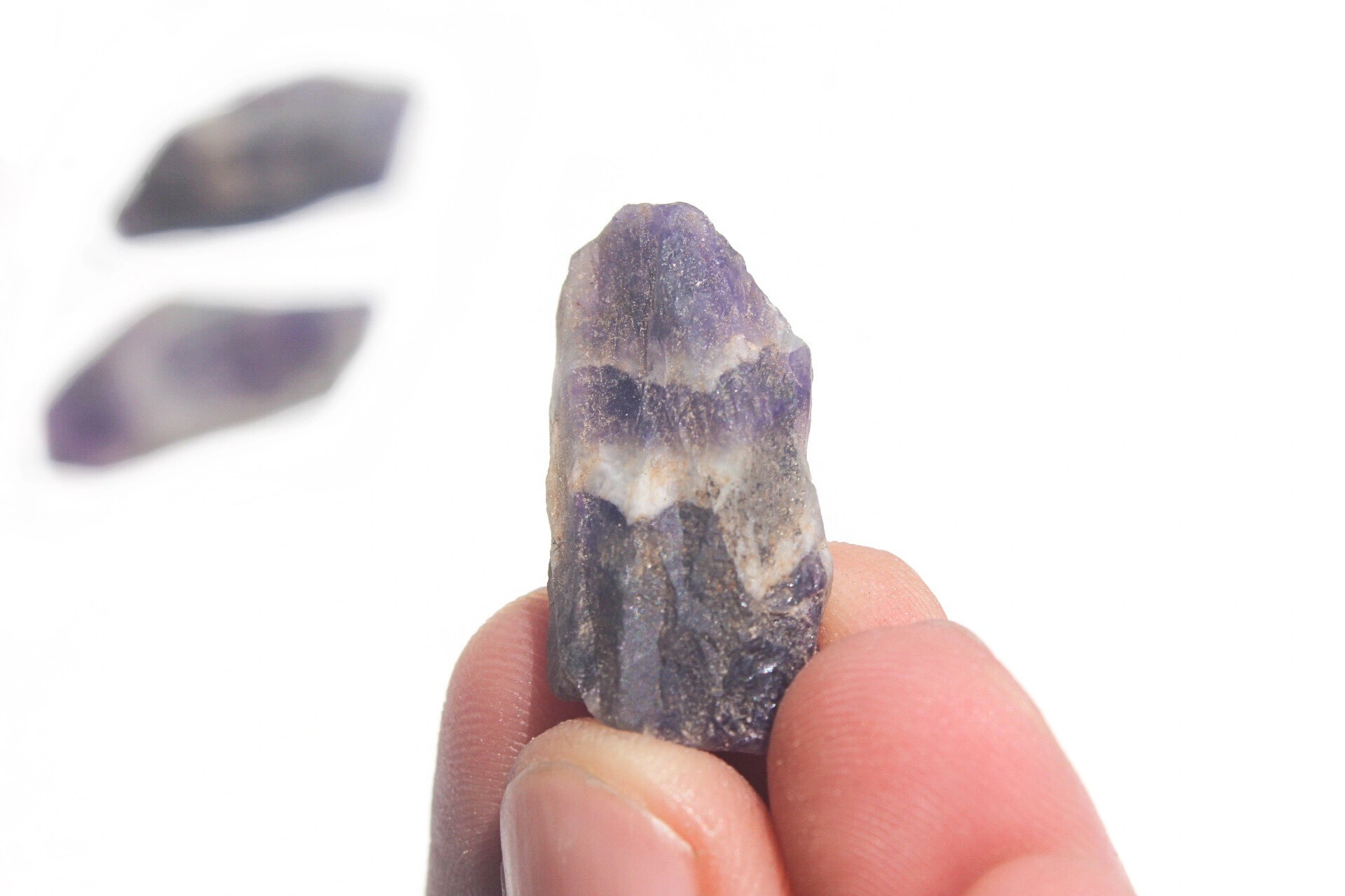 ametista chevron bruto pequena 3